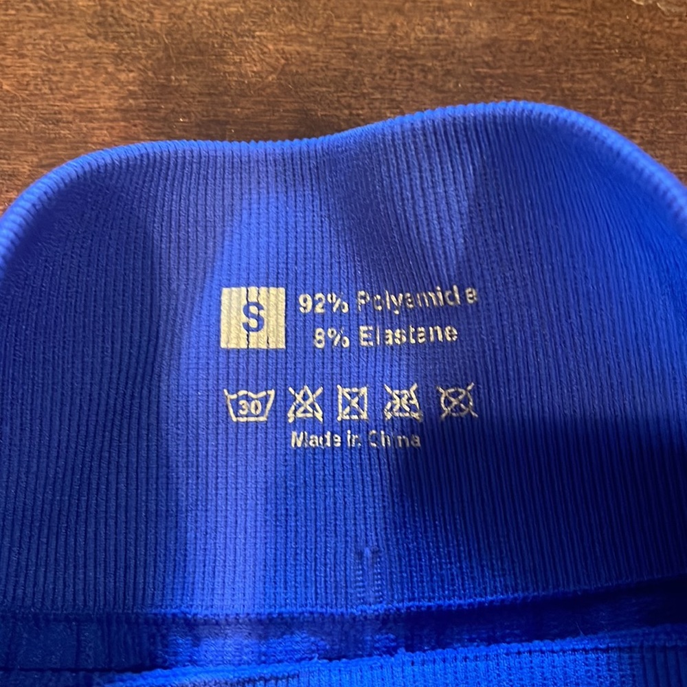 WORKOUT SET!! - Picture 4 of 6